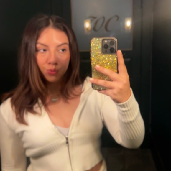 isabelcamari878